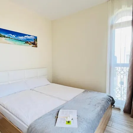 شقة Attractive Family In Sunny Cascadas Family