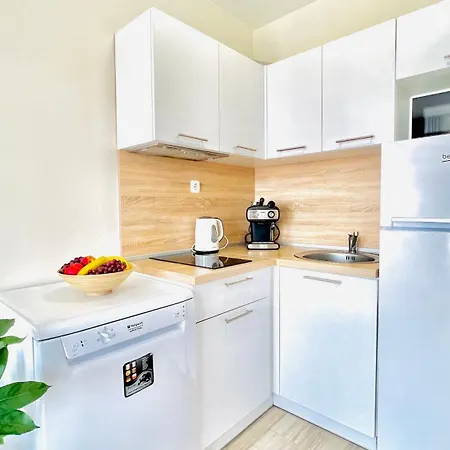 Attractive Family In Sunny Cascadas Family شقة *