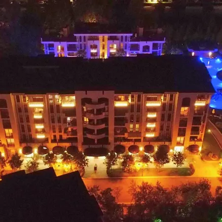 Attractive Family In Sunny Cascadas Family *