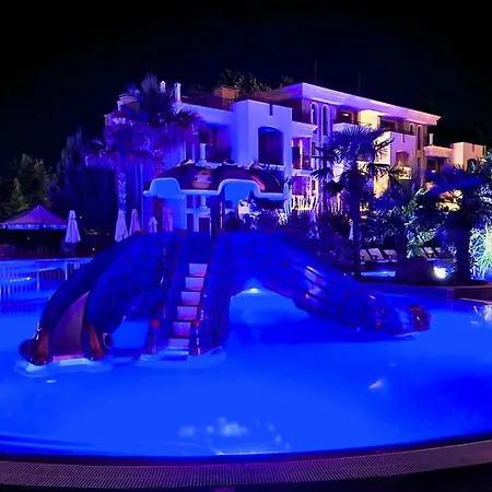 شقة Attractive Family In Sunny Cascadas Family