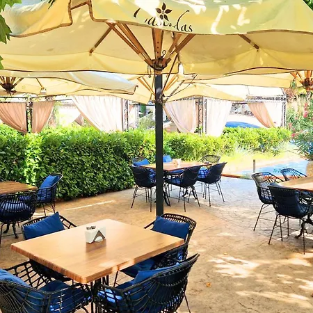 شقة Attractive Family In Sunny Cascadas Family ساني بيتش