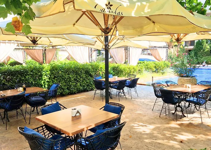 Apartment Attractive Family In Sunny Cascadas Family Slantschew brjag