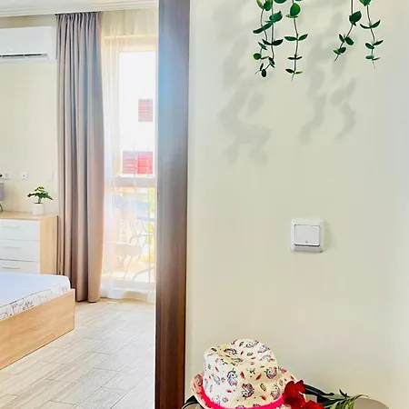 Attractive Family In Sunny Cascadas Family * Słoneczny Brzeg