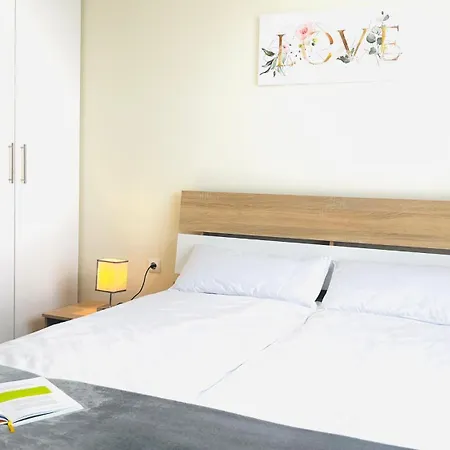 Attractive Family In Sunny Cascadas Family דירה סאני ביץ'