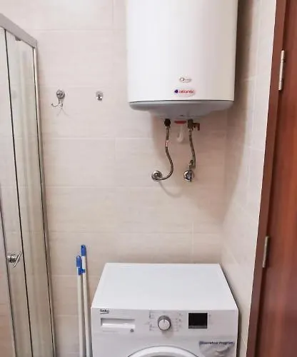 Attractive Family In Sunny Cascadas Family *