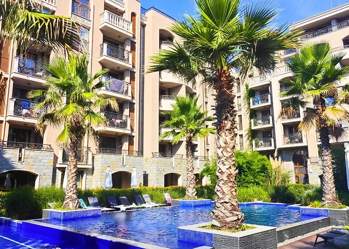 Attractive Family In Sunny Cascadas Family Apartman Napospart